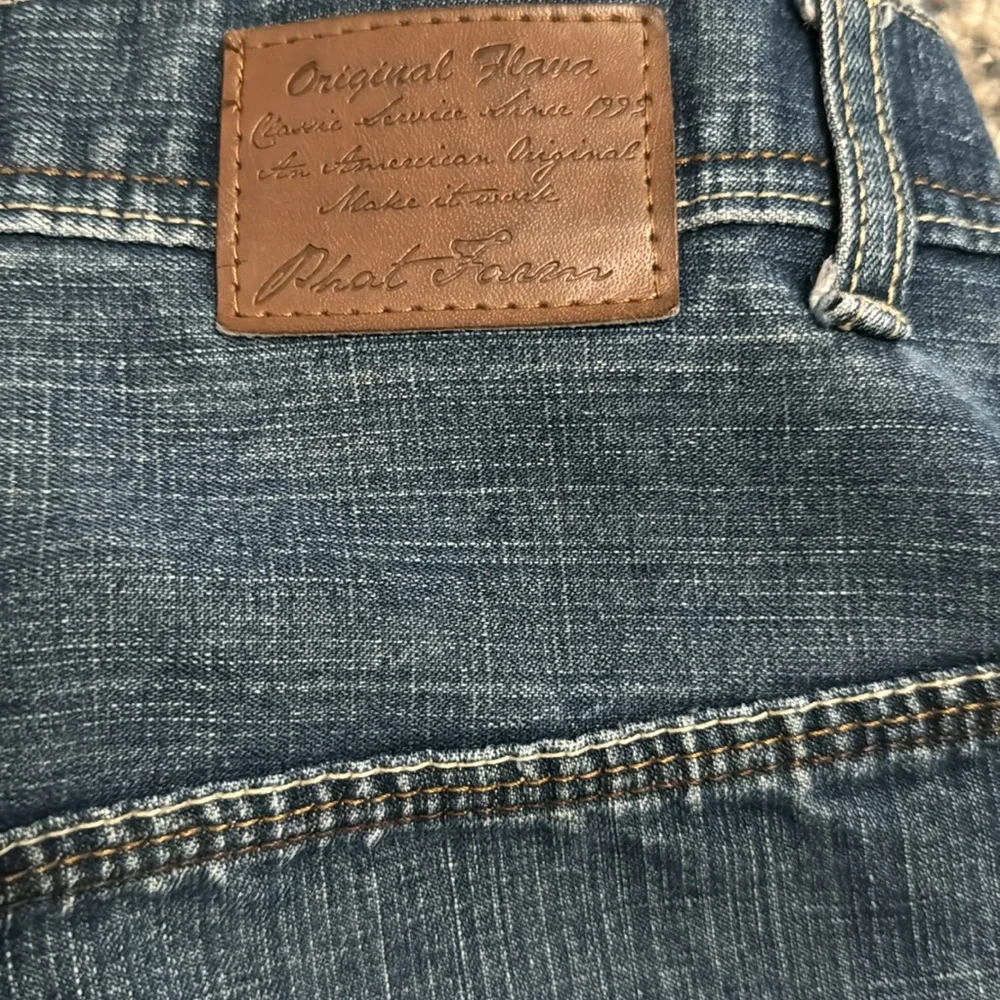 Phat Farm Vintage 90’s Y2K Men’s Baggy Jeans GUC Sz 42” x 32” Med/Dk Wash